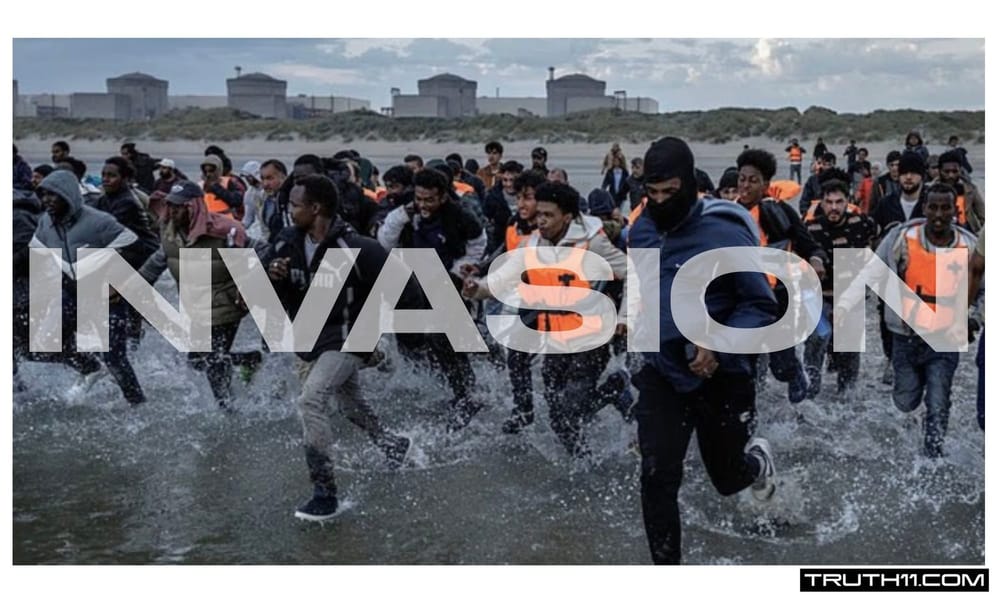 The Migration Invasion Continues | Crowds Queuing in France To Catch Traffickers' Ride To The UK