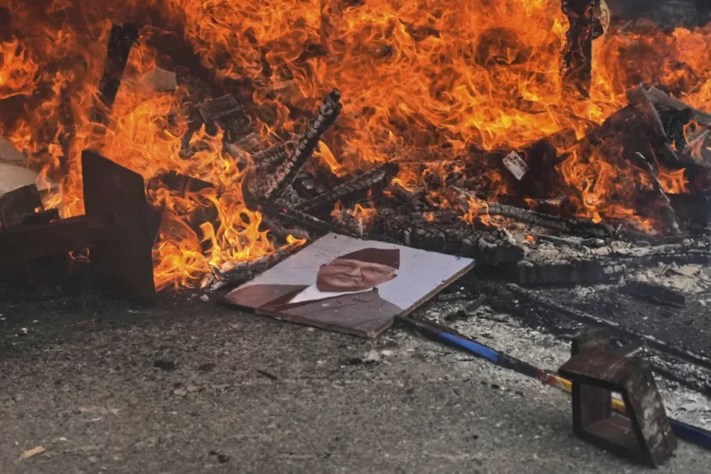Nepal Police Opened Fire On Free Speech Protestors | 19 Killed