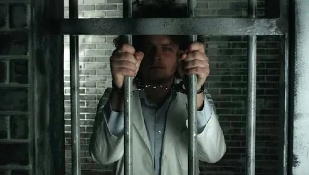 HealthCare Professionals Who Gave The Covid 'Vaccine' Should + Will Face Prison