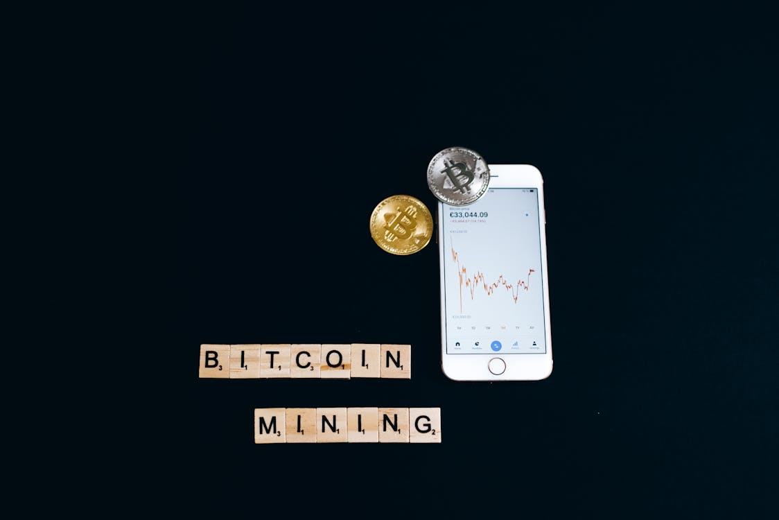 Bitcoin Price Outlook Shaped by Mining Costs and Halving
