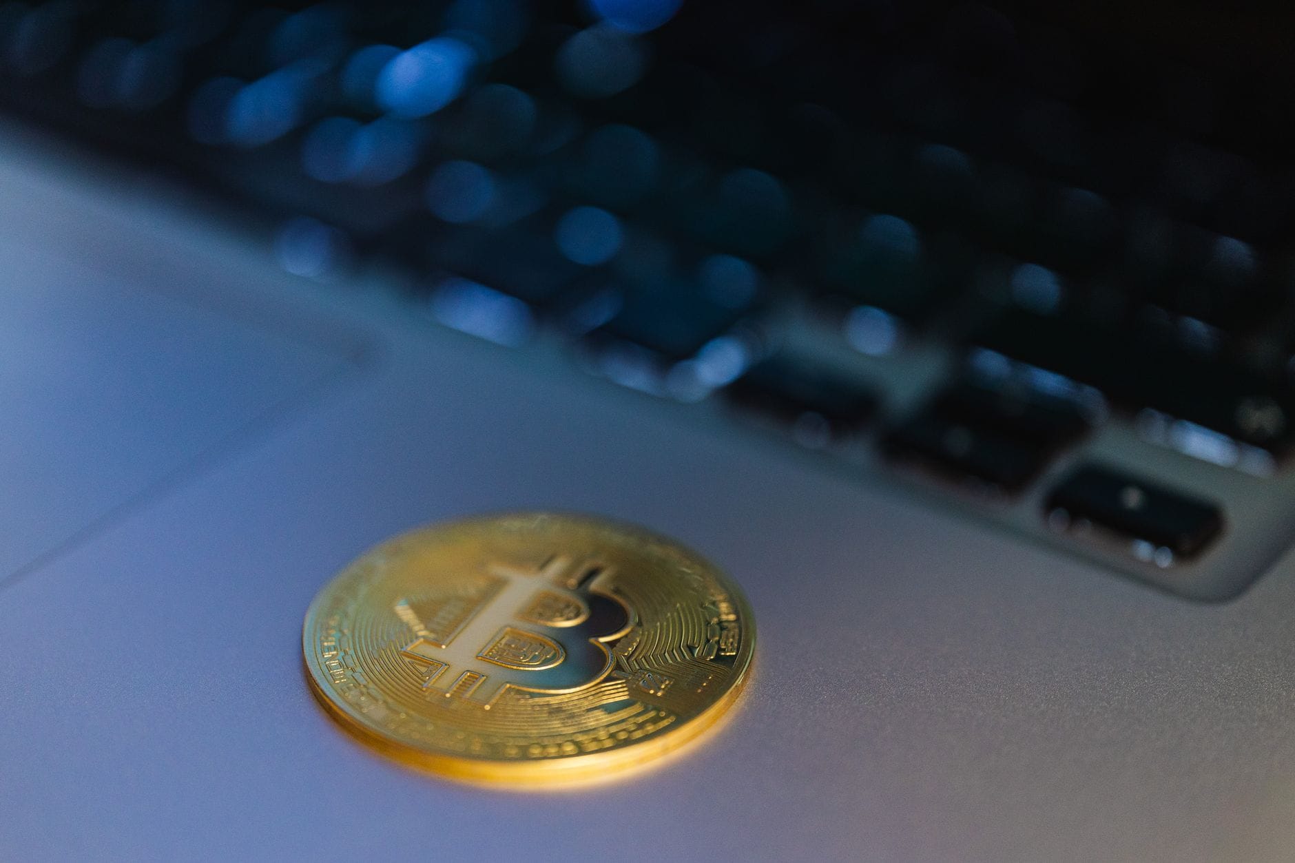 Browser wallet interface showing transaction preview and security features