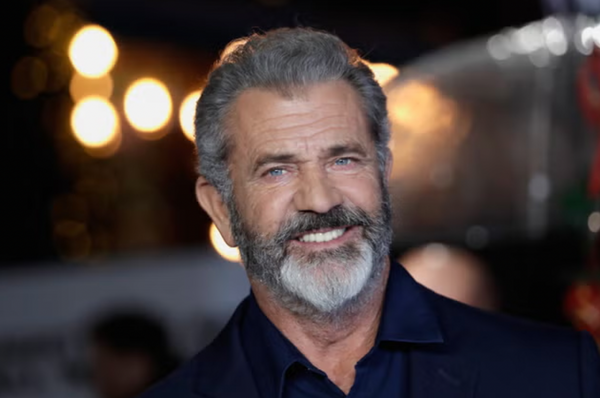 Mel Gibson Writes Open Letter in Support to Archbishop Viganò: Excommunication by Pope Francis “Is Like a Badge of Honor”