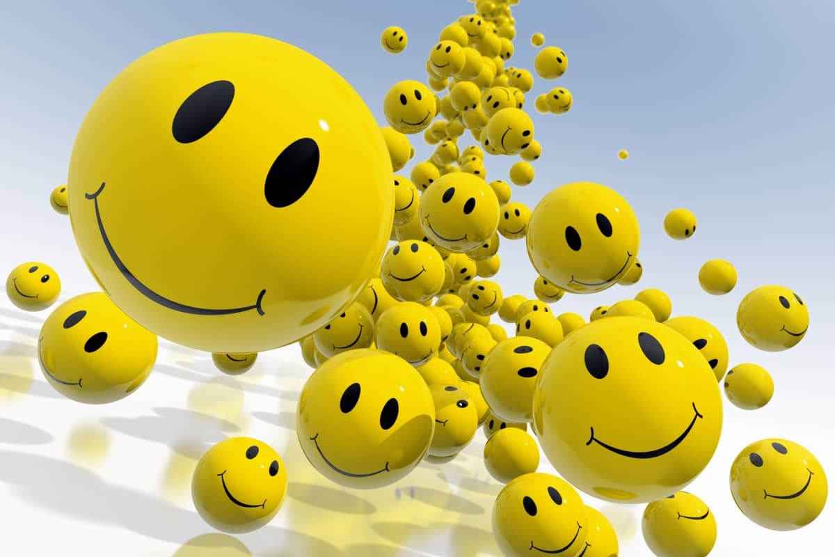 email marketing analytics - happy emoticons