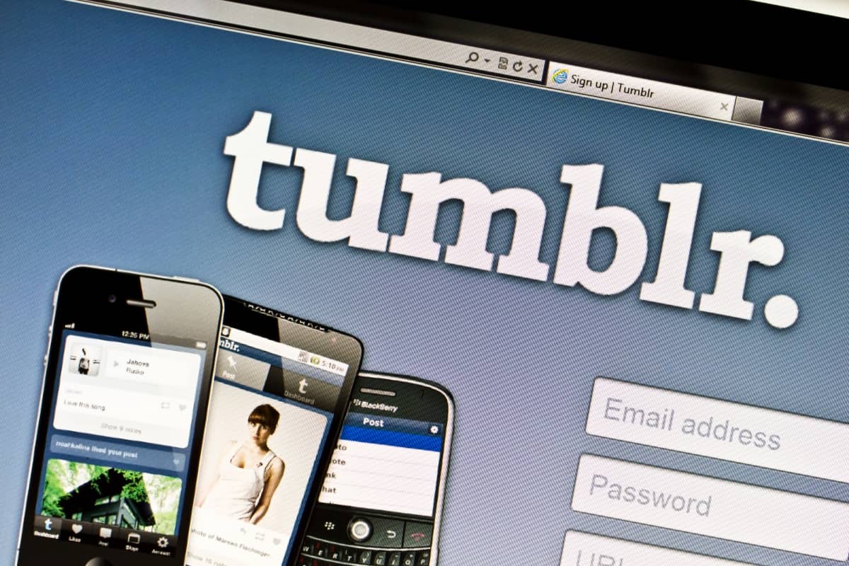 social-media-platforms - webpage with Tumblr logo