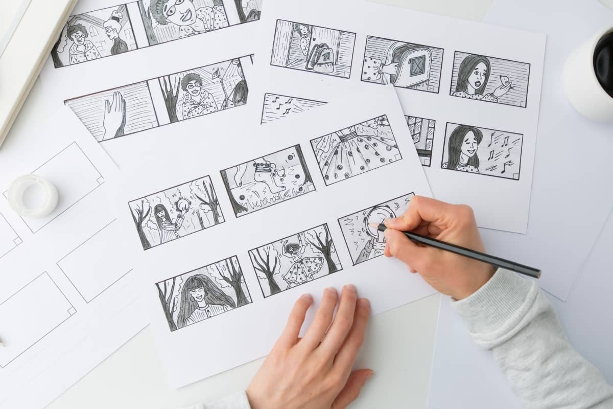 social media video marketing - person drawing a storyboard