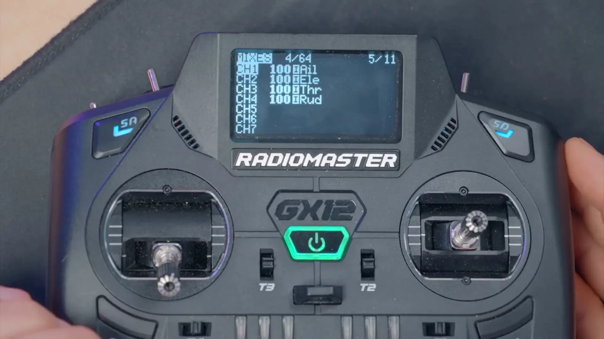Assigning the global variable to an aux channel