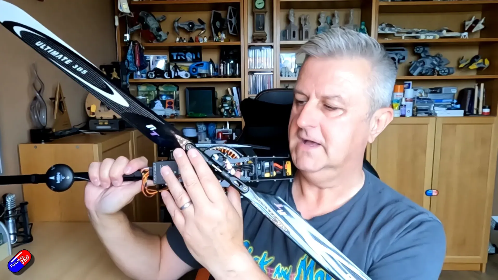 Balancing helicopter blades before flight