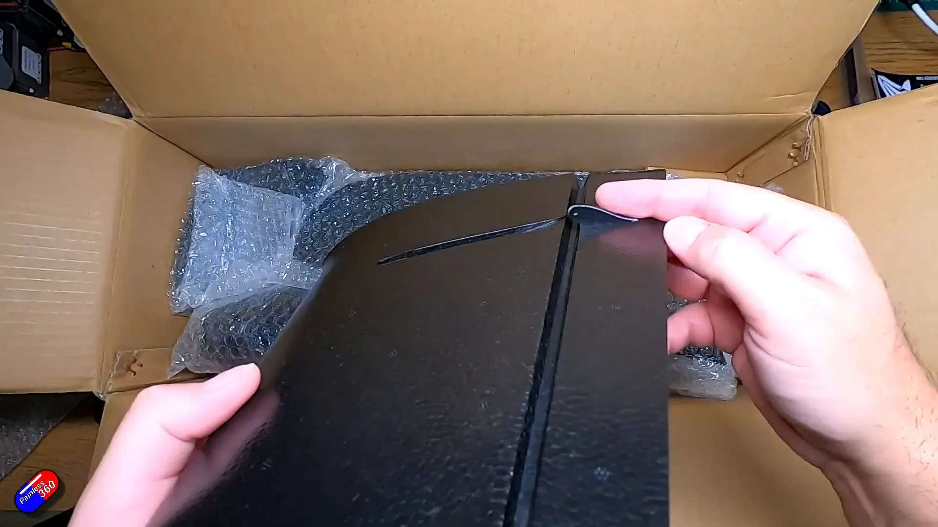 Servo access port and foam hinge detail