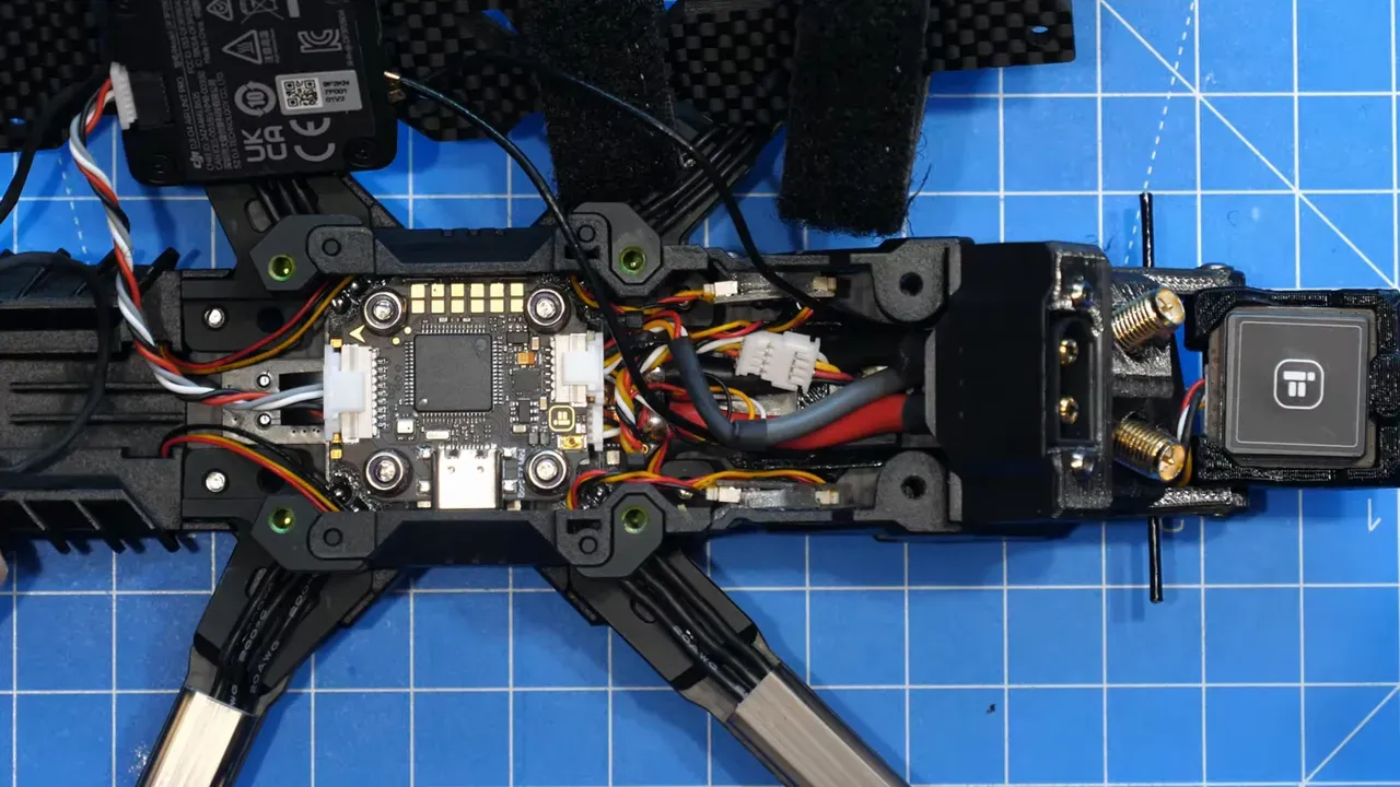 Close-up render of ESC showing integrated anti-spark FETs