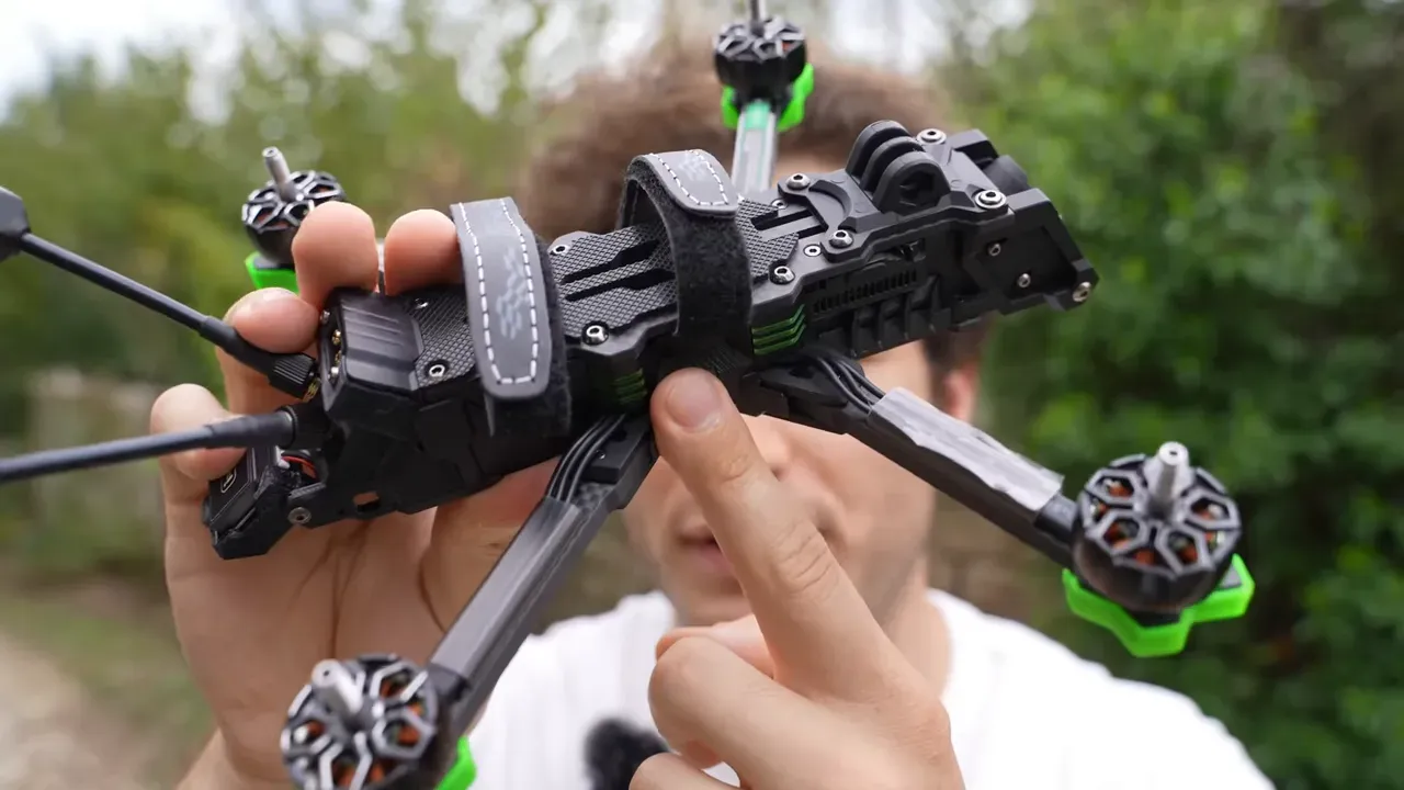 Flight controller and ESC stack close-up