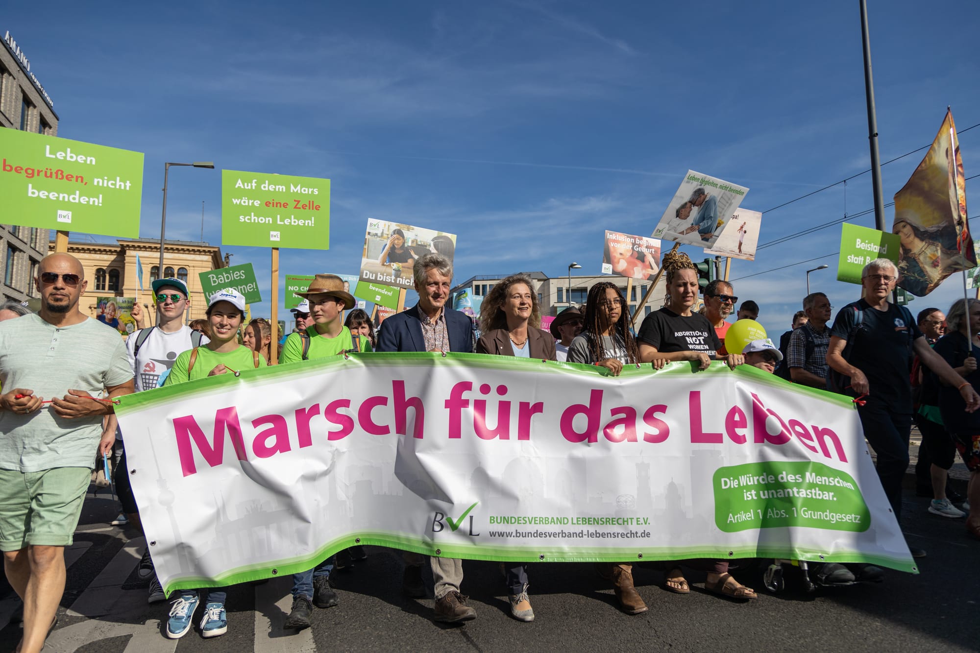 „Die Gesellschaft wacht auf: Lebensrecht ist Menschenrecht“