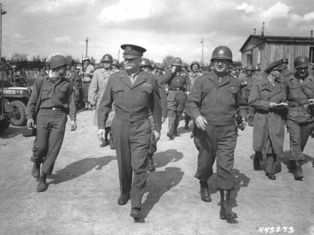 ike-witnesses-concentration-camp-2254901