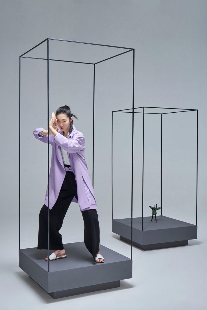 Chinese E-Commerce Platform ICY Holds a Collective Fashion Show at NYFW