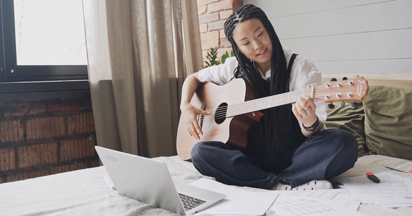 The Best Online Guitar Teachers