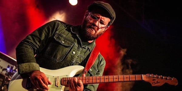 Guitarist Danny Mayer - Photo by liveforlivemusic.com