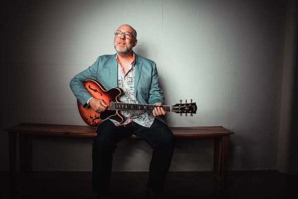 Adam Levy (by Alison Hasbach - TrueFire)